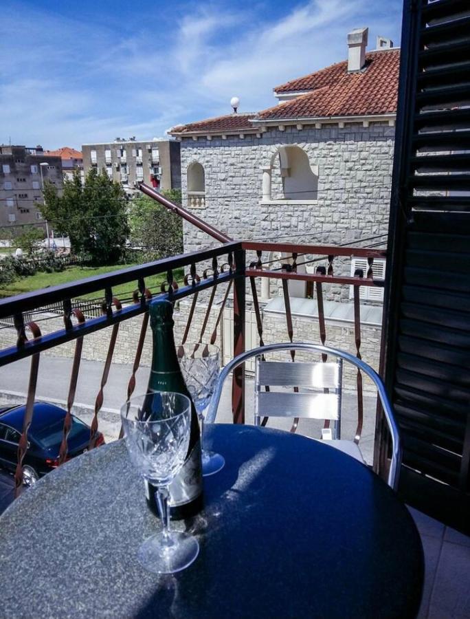 Apartmani Jovic Makarska Exterior photo